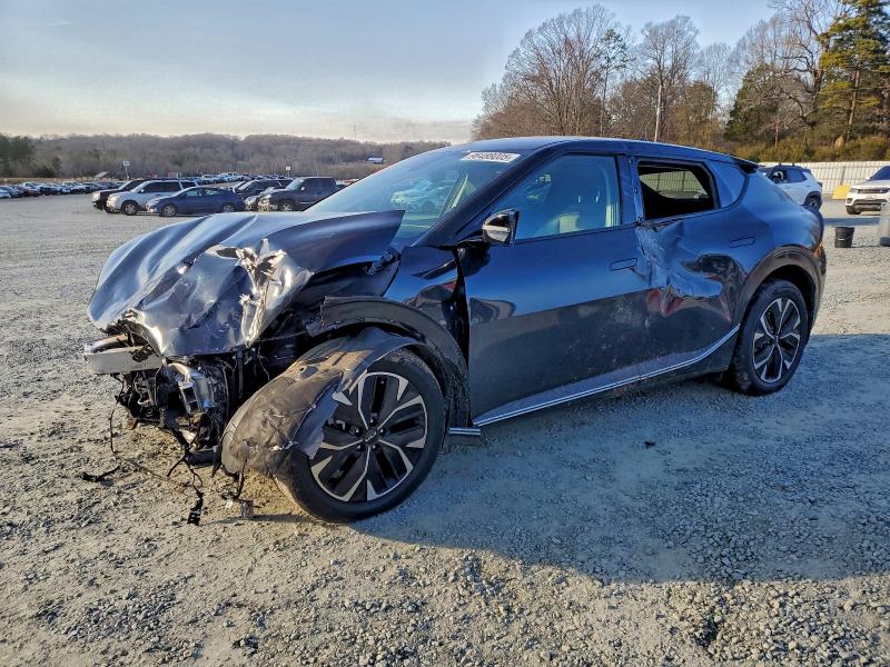 2022 KIA EV6 — VIN KNDC3DLC7N5067870