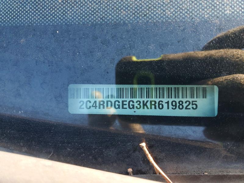 2C4RDGEG3KR619825