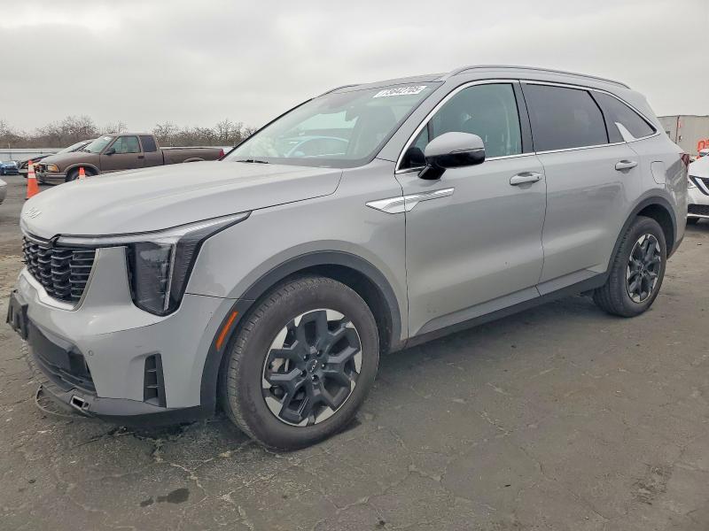2025 KIA SORENTO — VIN 5XYRL4JC9SG331929