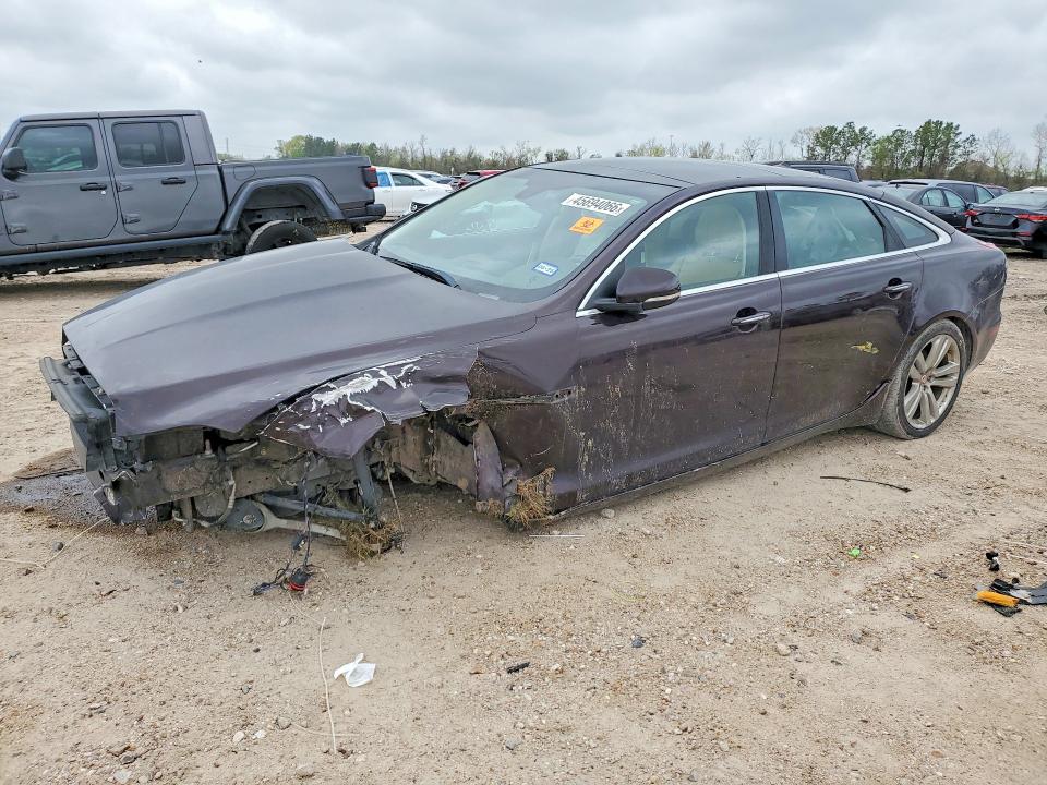 2015 JAGUAR XJL — VIN SAJWA2GZ1F8V75386