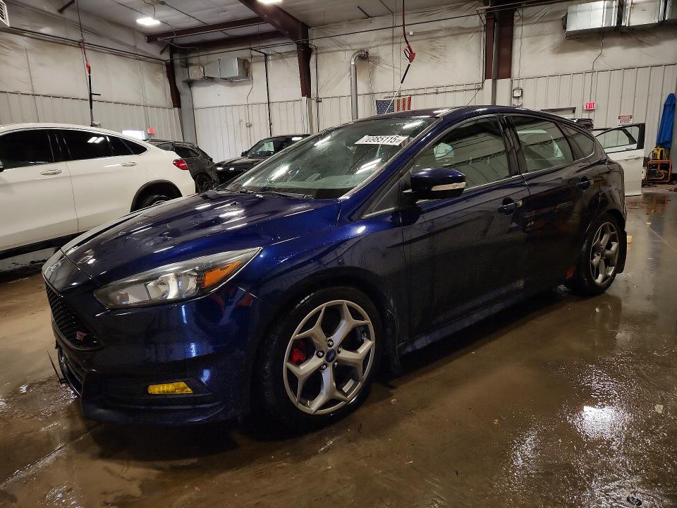 2017 FORD FOCUS ST — VIN 1FADP3L92HL314323