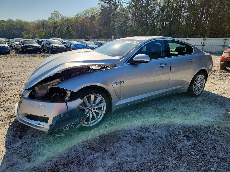 2015 JAGUAR XF — VIN SAJWA0FS2FPU82164