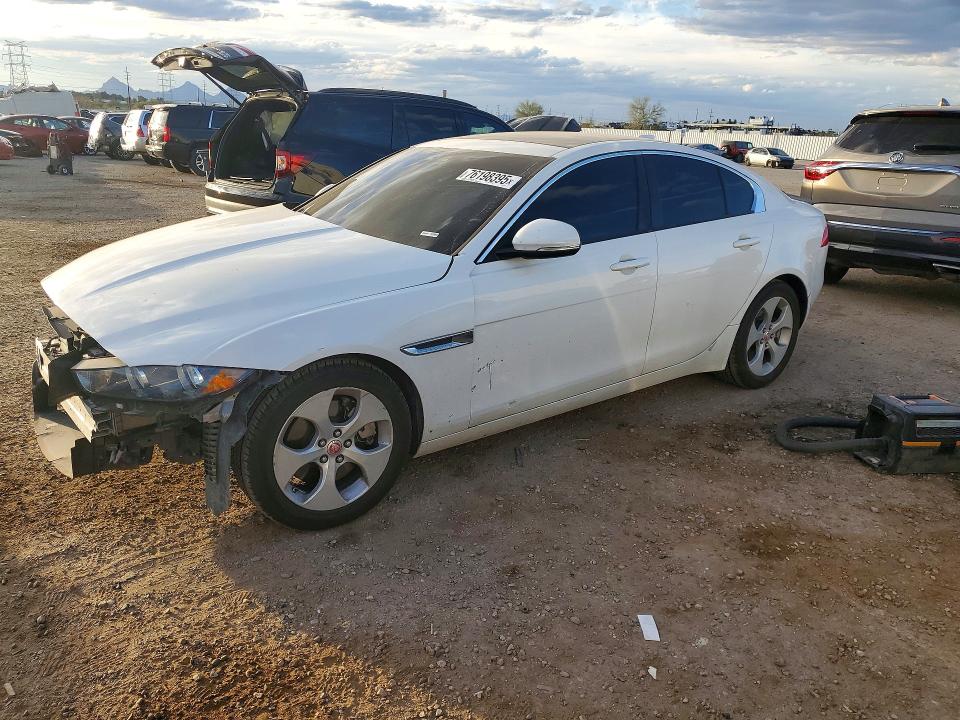 2018 JAGUAR XE — VIN SAJAR4FX4JCP27312