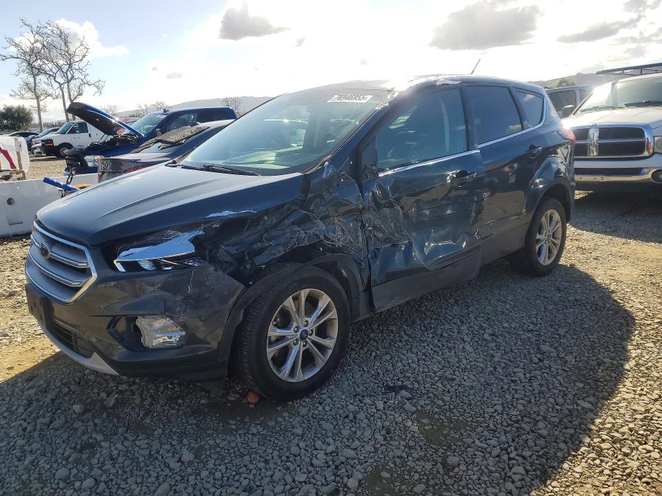 2019 FORD ESCAPE SE — VIN 1FMCU0G90KUA25705