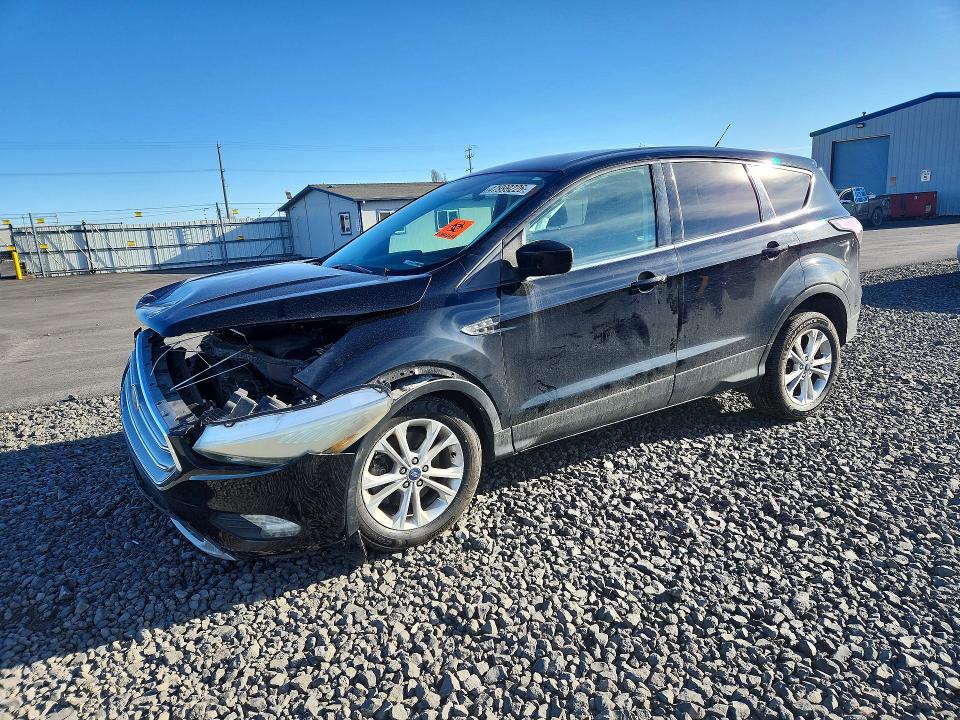 2017 FORD ESCAPE — VIN 1FMCU9GDXHUE92454