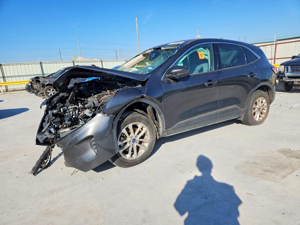 2020 FORD ESCAPE SE — VIN 1FMCU9G60LUA39101