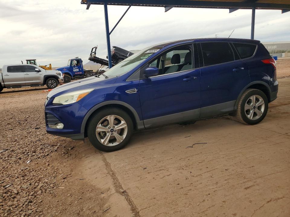2015 FORD ESCAPE SE — VIN 1FMCU0G72FUA79222