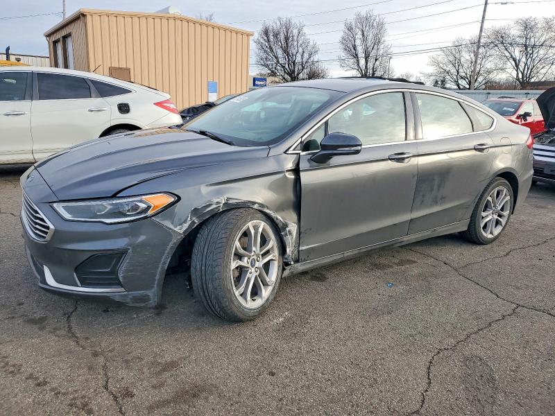 2019 FORD FUSION SEL — VIN 3FA6P0CD5KR149923