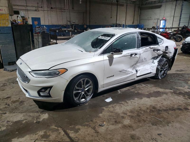 2019 FORD FUSION TIT — VIN 3FA6P0RU9KR226817