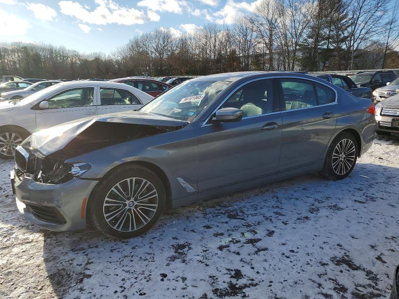 2019 BMW 530 XI — VIN WBAJA7C51KG910975