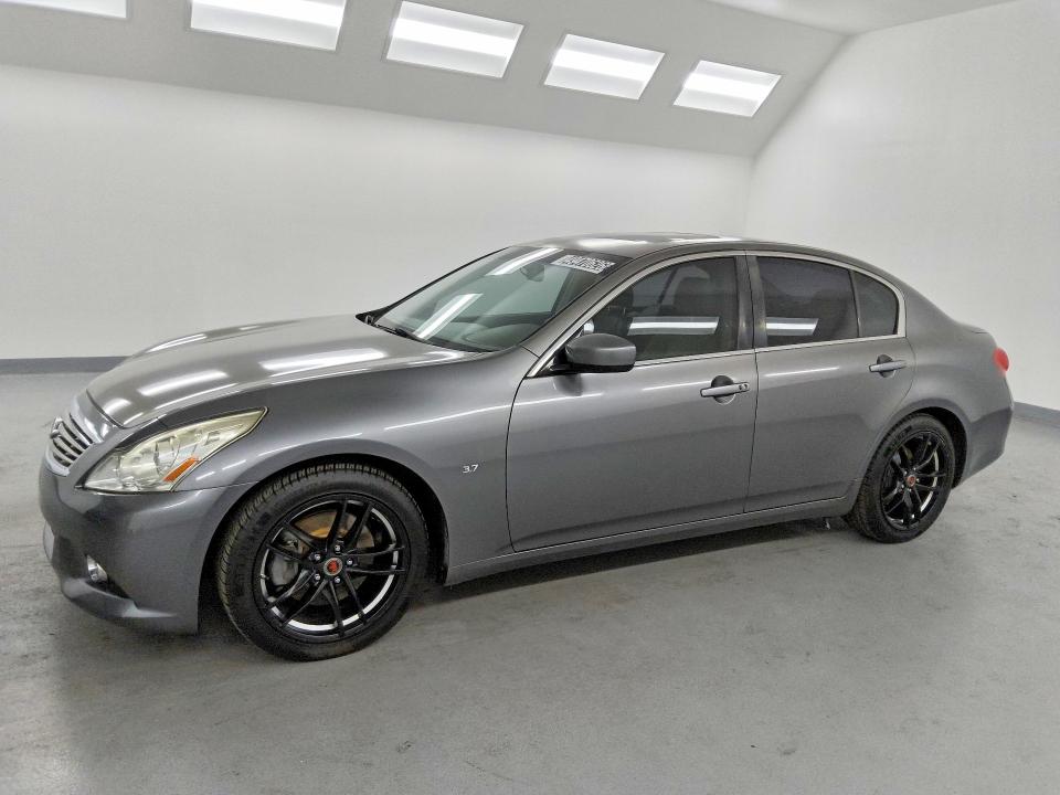 2015 INFINITI Q40 — VIN JN1CV6AP0FM500046