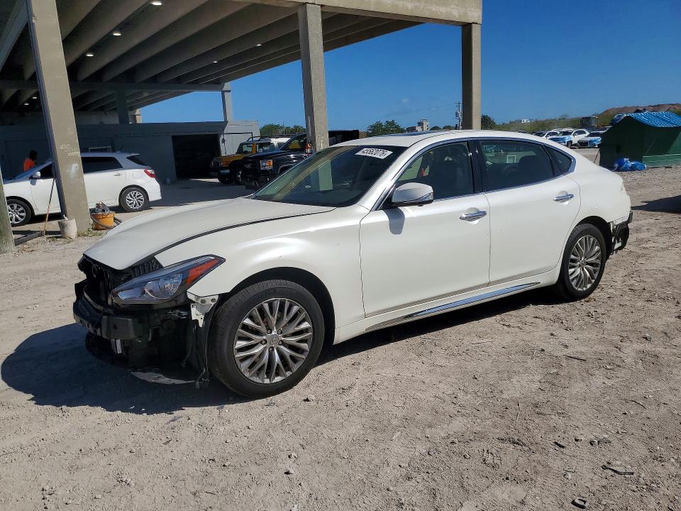 2016 INFINITI Q70L — VIN JN1BY1PR0GM720514