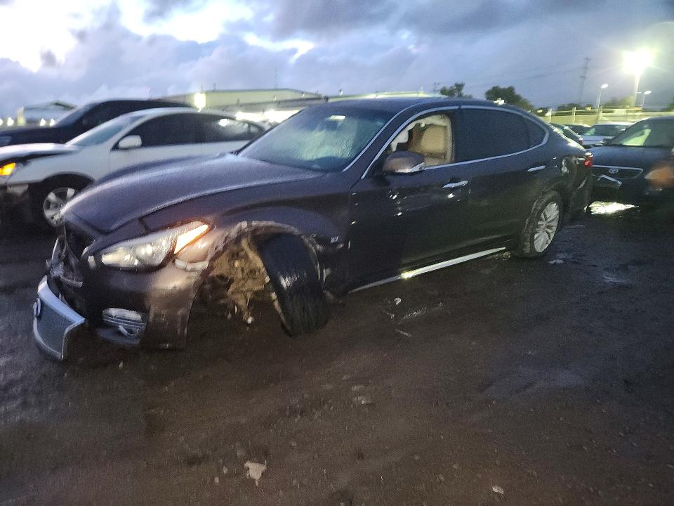 2015 INFINITI Q70L — VIN JN1BY1PR9FM830914