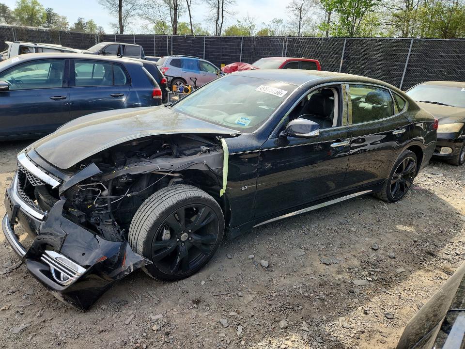 2018 INFINITI Q70L — VIN JN1BY1PR3JM370142