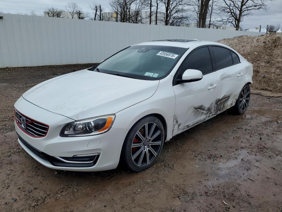 2016 VOLVO S60 — VIN LYV612TM6GB105849