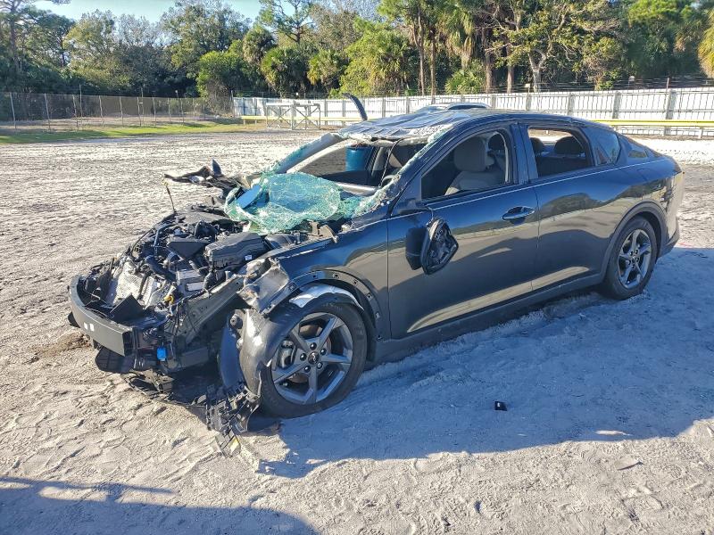 2025 KIA K4 LX — VIN 3KPFT4DE5SE224342
