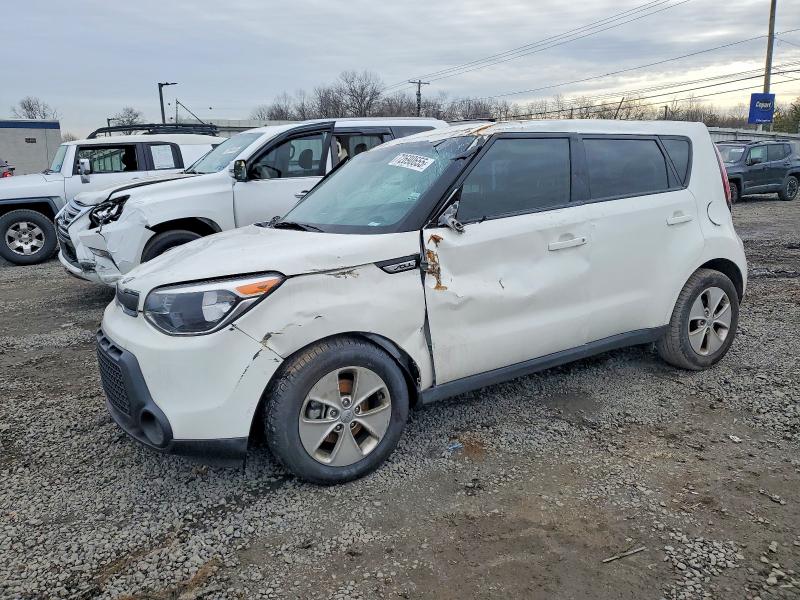 2016 KIA SOUL — VIN KNDJN2A2XG7392486