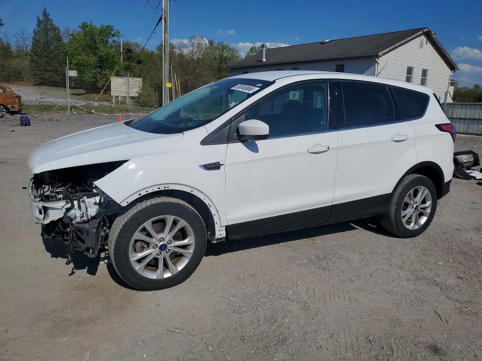 2017 FORD ESCAPE — VIN 1FMCU9GD4HUD91958