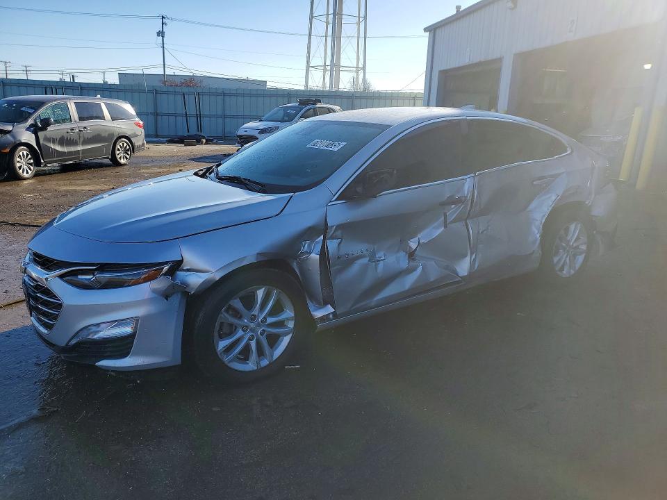 2022 CHEVROLET MALIBU — VIN 1G1ZD5ST4NF104648