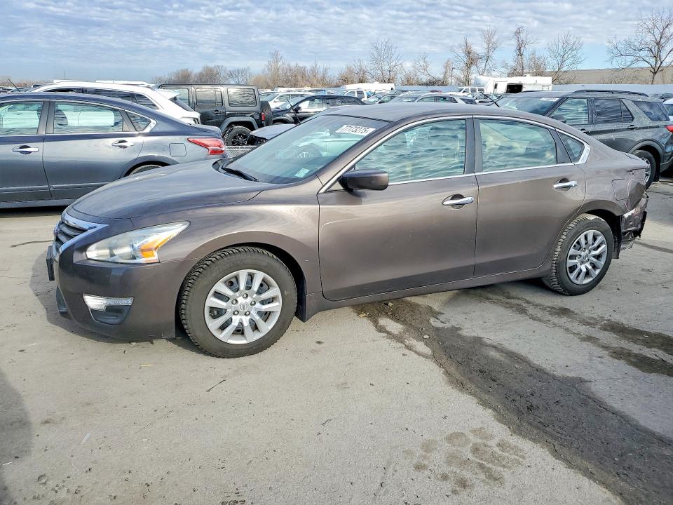 2015 NISSAN ALTIMA — VIN 1N4AL3AP5FN860132