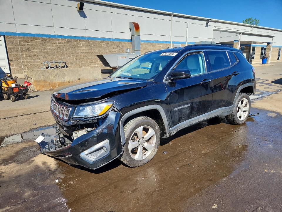 2018 JEEP COMPASS — VIN 3C4NJDBB7JT262336