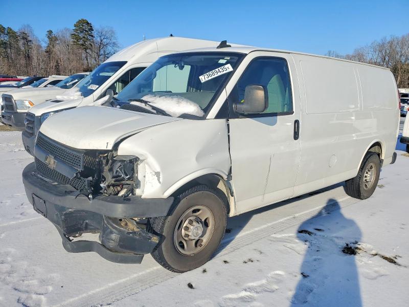 2020 CHEVROLET EXPRESS 25 — VIN 1GCWGAFP8L1154082