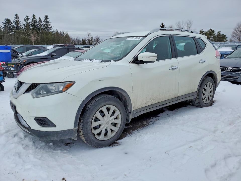 2015 NISSAN ROGUE — VIN 5N1AT2MT2FC875322
