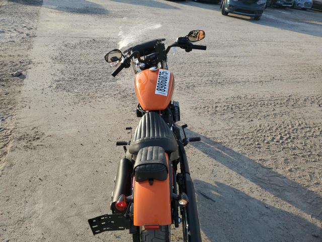 1HD1YYK13RB042440