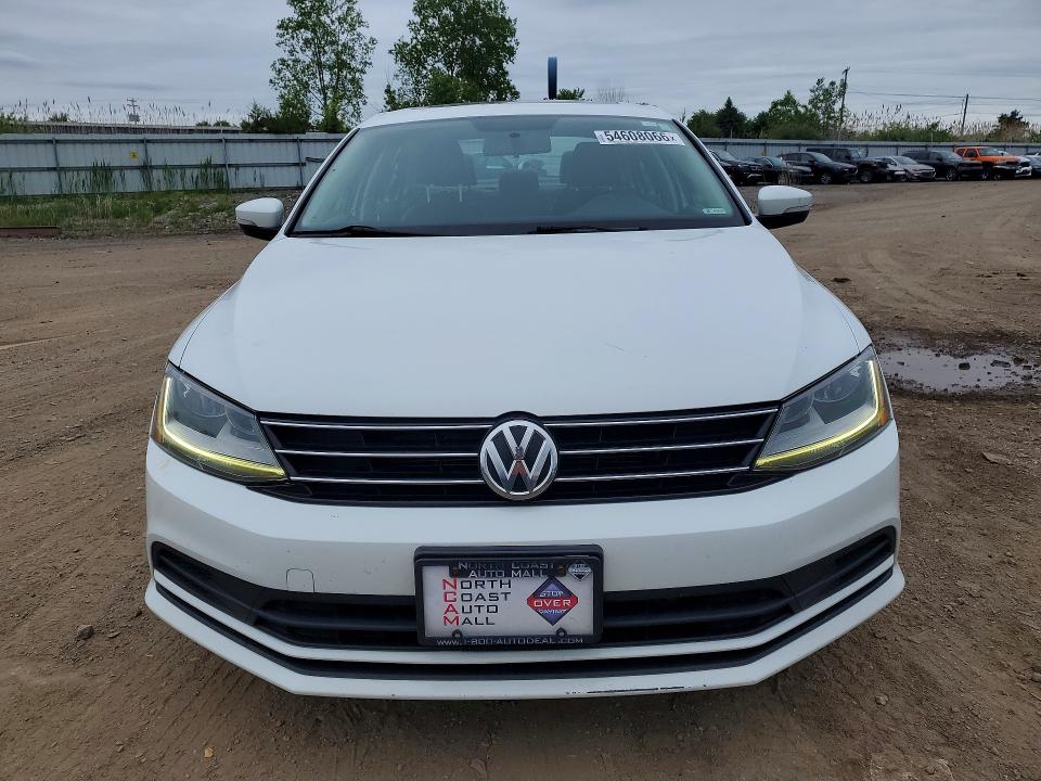 3VWDB7AJXHM262738
