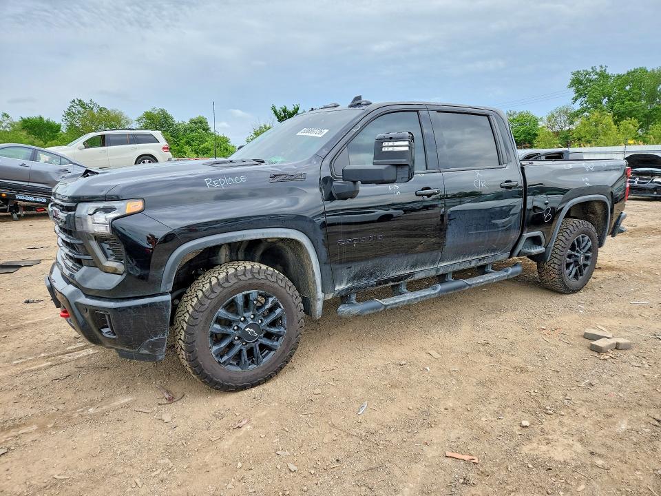2025 CHEVROLET SILVERADO — VIN 1GC4KPE77SF276217