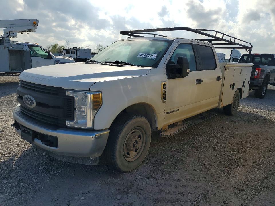 2019 FORD F350 — VIN 1FD8W3AT1KED53957