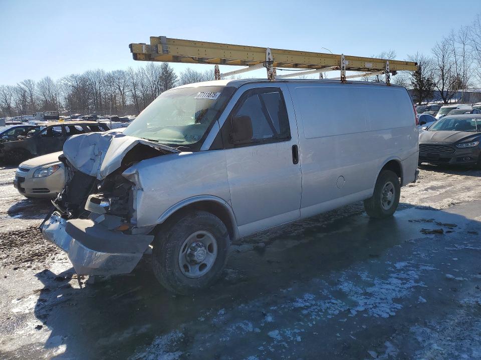 2016 CHEVROLET EXPRESS 25 — VIN 1GCWGAFG1G1254899