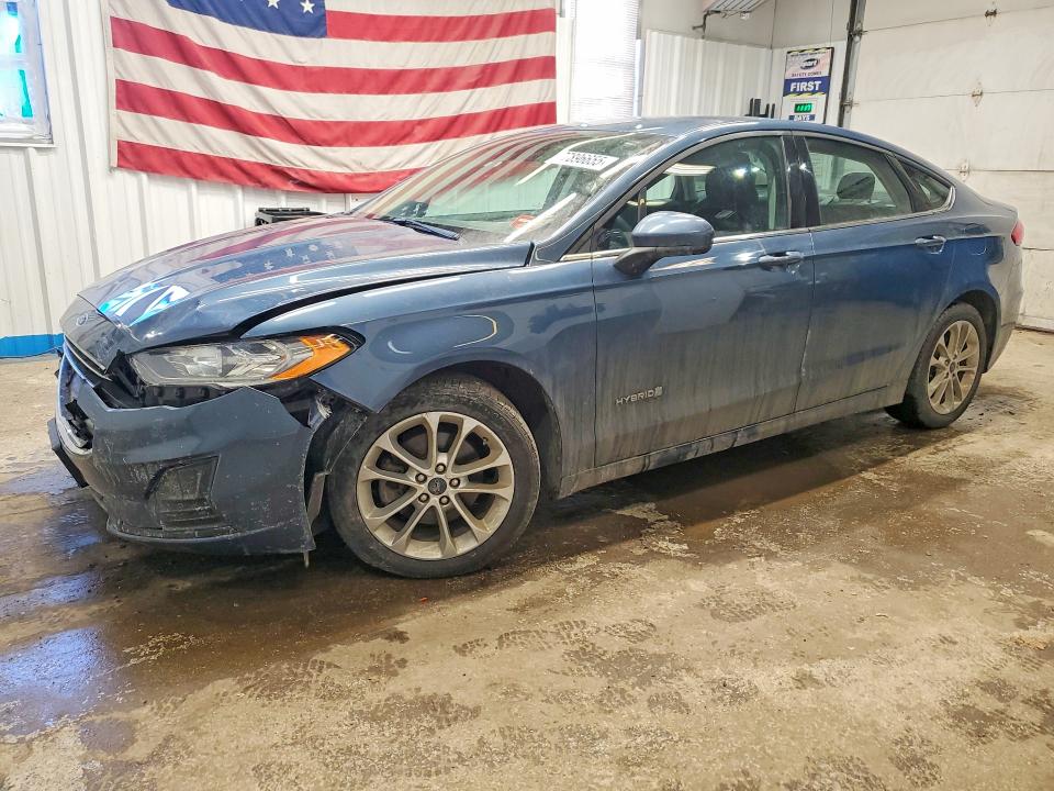 2019 FORD FUSION — VIN 3FA6P0LU8KR125499