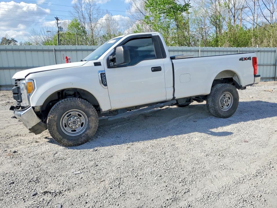 2017 FORD F250 — VIN 1FTBF2B64HEF30216