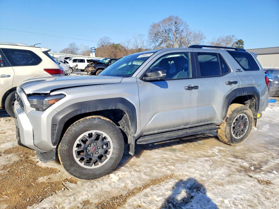 2025 TOYOTA 4RUNNER — VIN JTEVA5BR1S5027656