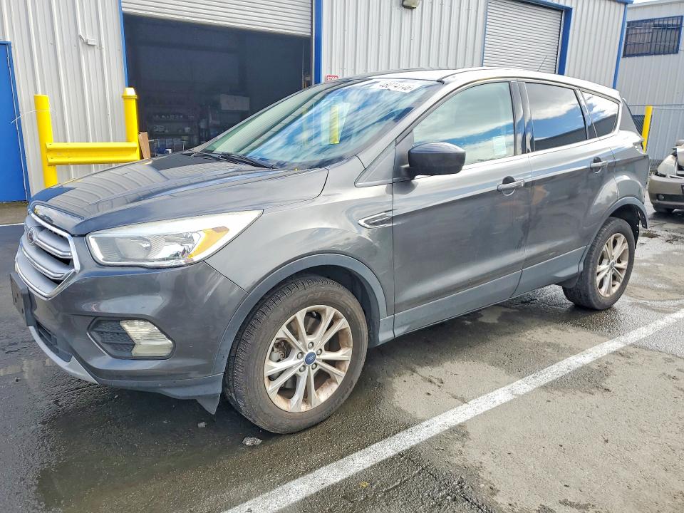 2017 FORD ESCAPE — VIN 1FMCU9G98HUB30022