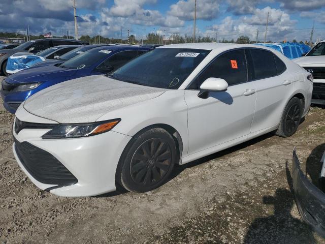 2018 TOYOTA CAMRY — VIN 4T1B11HK7JU618536
