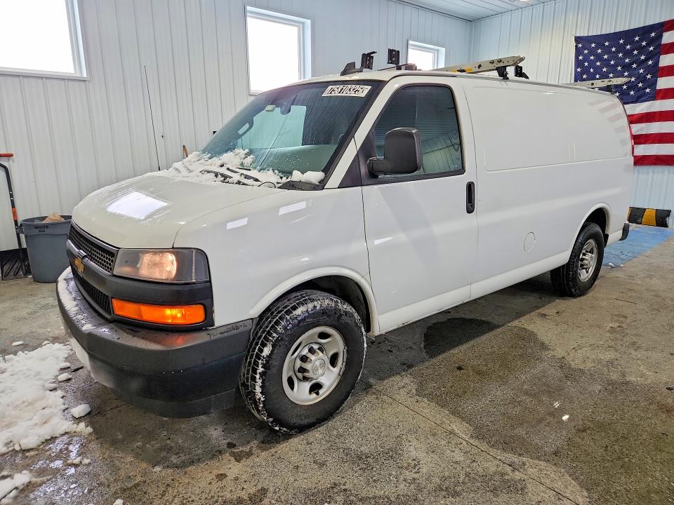 2019 CHEVROLET EXPRESS 25 — VIN 1GCWGAFP2K1169336
