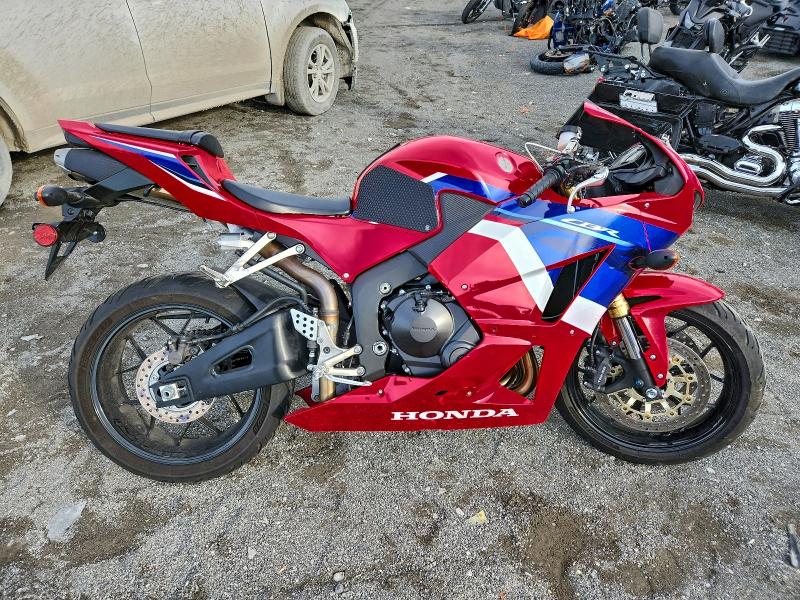 2024 HONDA CBR600 RR — VIN JH2PC40J5RK100030