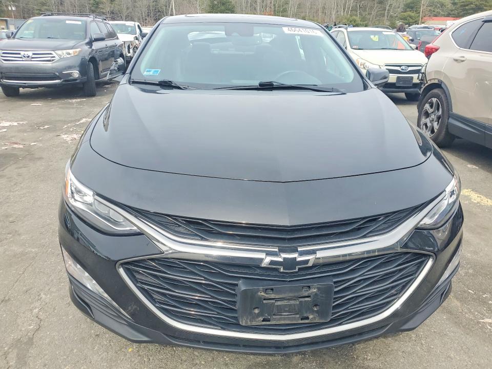1G1ZE5ST9PF138021