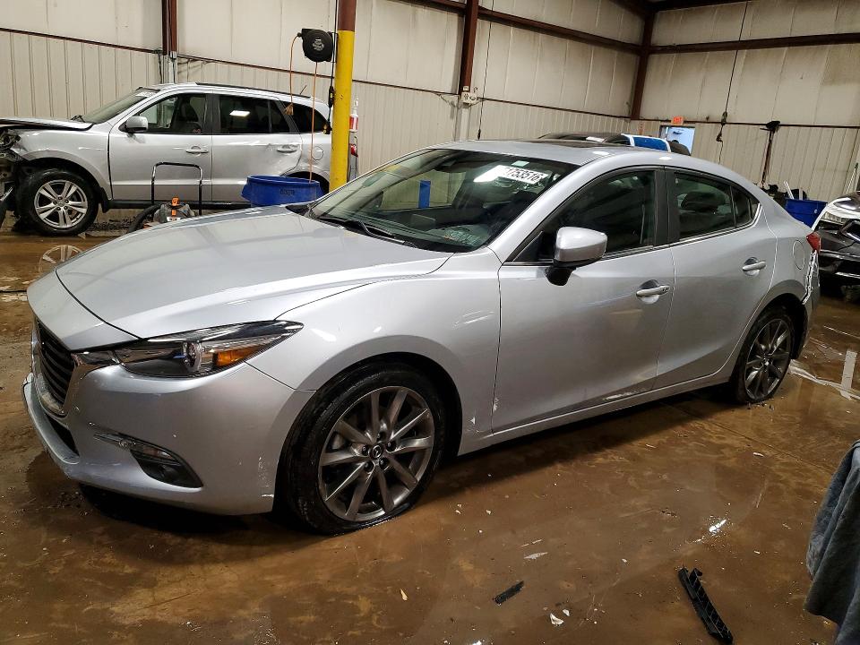 2018 MAZDA 3 — VIN 3MZBN1W38JM188523