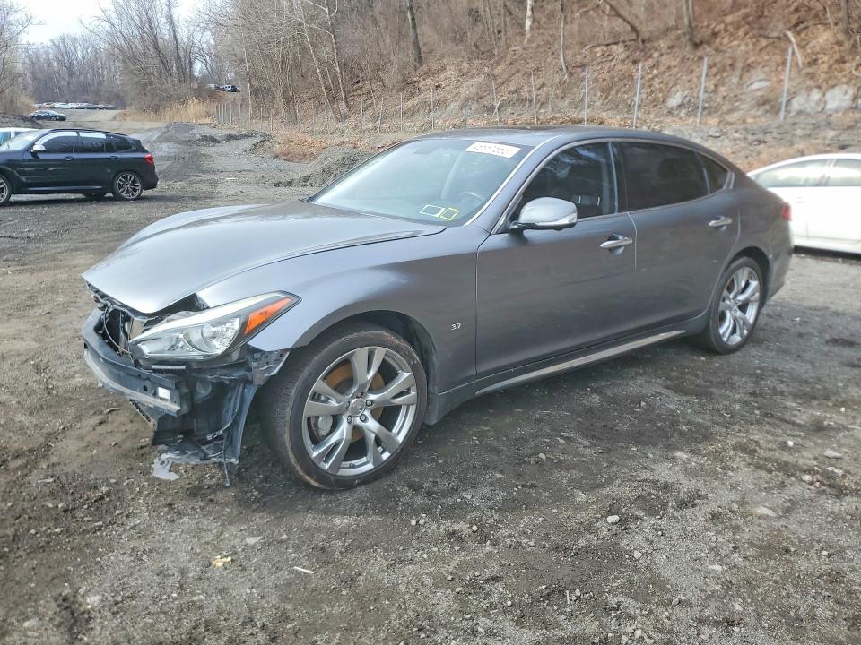 2017 INFINITI Q70L — VIN JN1BY1PR2HM210716