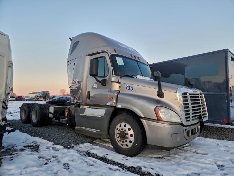 2016 FREIGHTLINER CASCADIA 1 — VIN 1FUJGLDR0GLGV7699