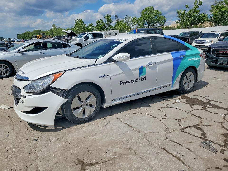 2015 HYUNDAI SONATA HYBRID — VIN KMHEC4A43FA138927