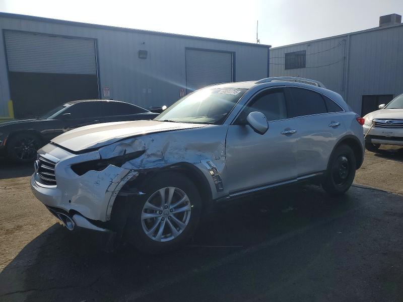 2016 INFINITI QX70 — VIN JN8CS1MW4GM751525