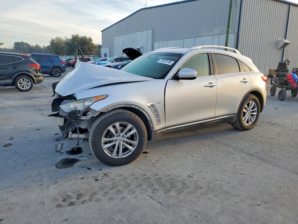 2017 INFINITI QX70 — VIN JN8CS1MW4HM414287