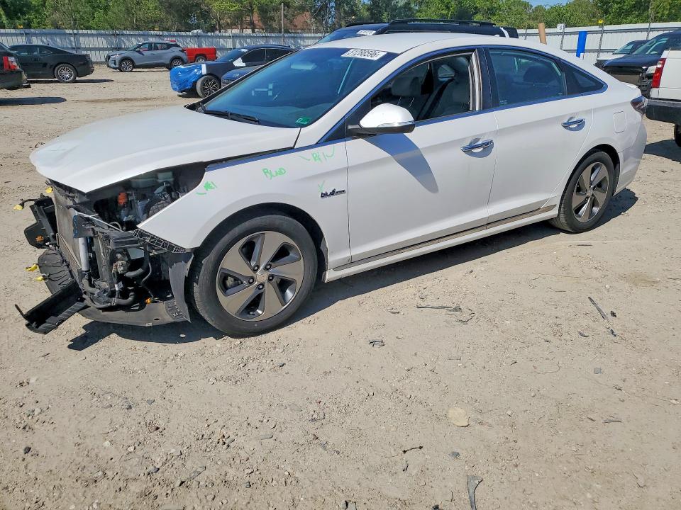 2016 HYUNDAI SONATA HYBRID — VIN KMHE34L1XGA017705