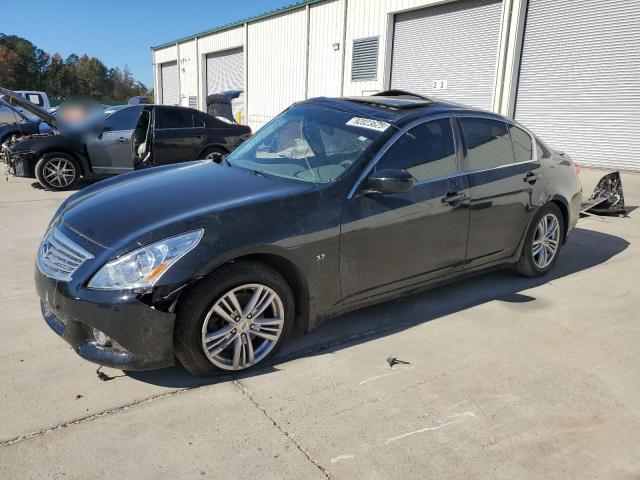2015 INFINITI Q40 — VIN JN1CV6AP1FM502789