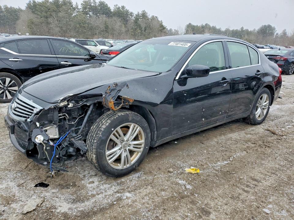 2015 INFINITI Q40 — VIN JN1CV6AR8FM650312