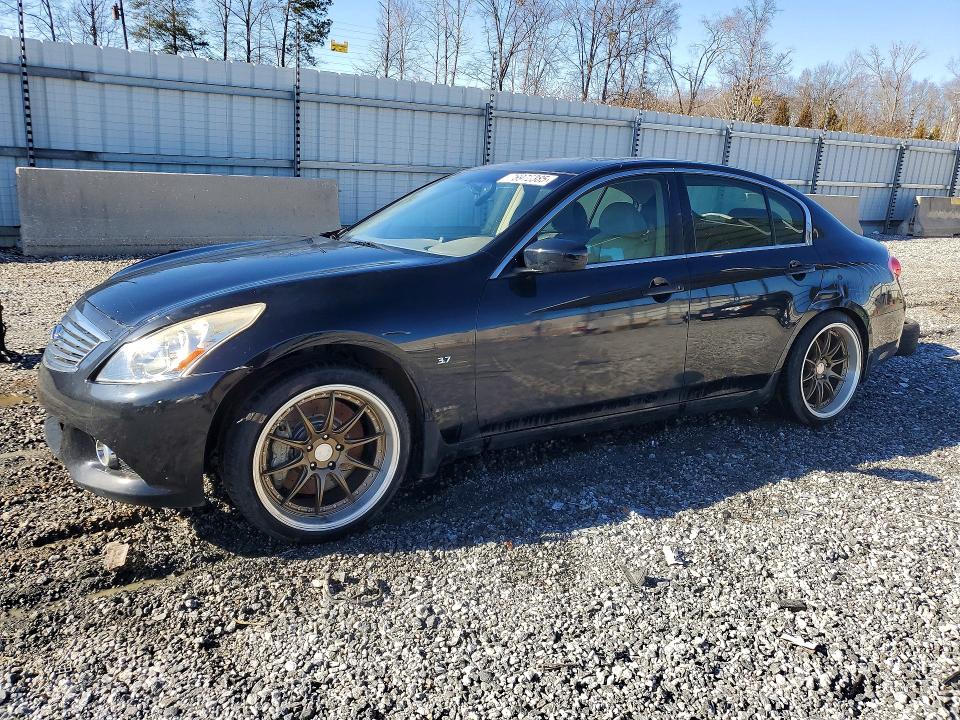 2015 INFINITI Q40 — VIN JN1CV6AP6FM503565